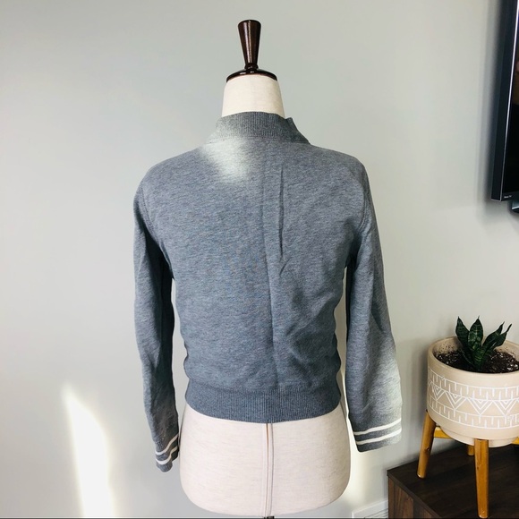 Abercrombie & Fitch Varsity Sweatshirt Soft Shell Varsity 3/4 Sleeve Jacket - Picture 3 of 4